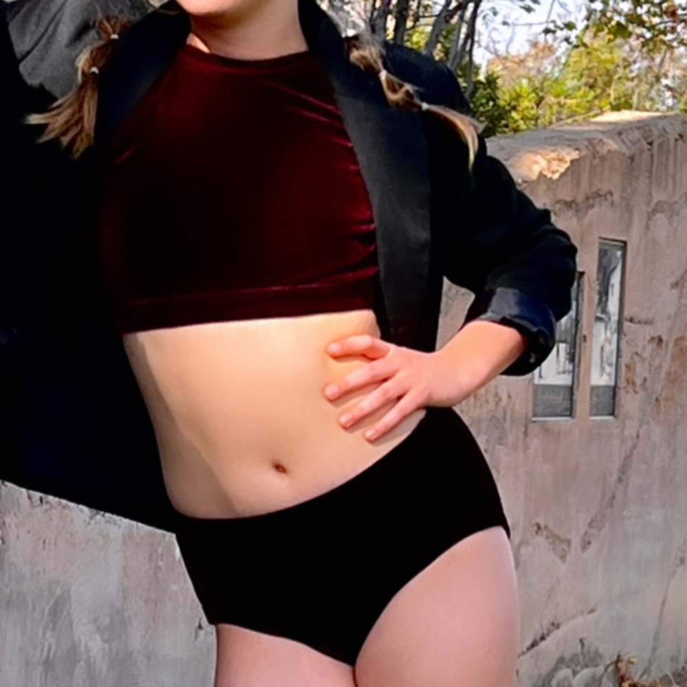 Details Dancewear Two piece Dance Briefs & Crop Top Size AS